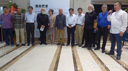 法中两国界外艺术家首度上海联展