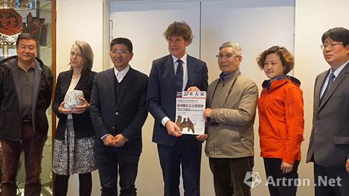 中国陶艺家赴荷兰阿姆斯特丹市政厅参观交流访问