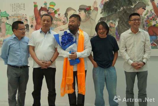 李津个展龙美术馆浦东馆揭幕 呈现“三十年无名者的生活”