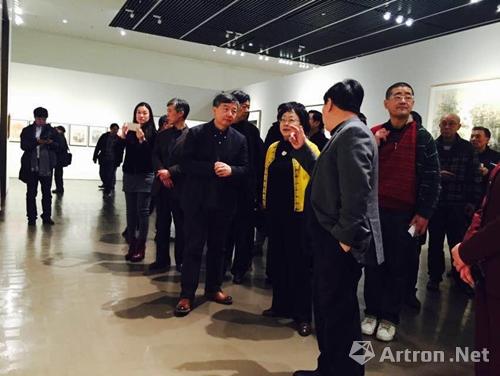 “第十二届全国美展获奖作品展览国内巡展”中华艺术宫开幕