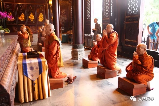 缅甸高僧代表团参访西安大慈恩寺_缅甸-佛教-法师-代表团-高僧