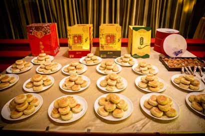 30年精研出6道工序！上海寺院做出了完美的净素月饼_月饼-玉佛-上海-玉佛寺-禅寺