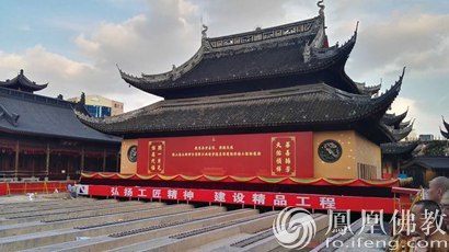中国最潮寺院：大殿会“行走” 月饼是网红_月饼-玉佛-师傅-上海-玉佛寺